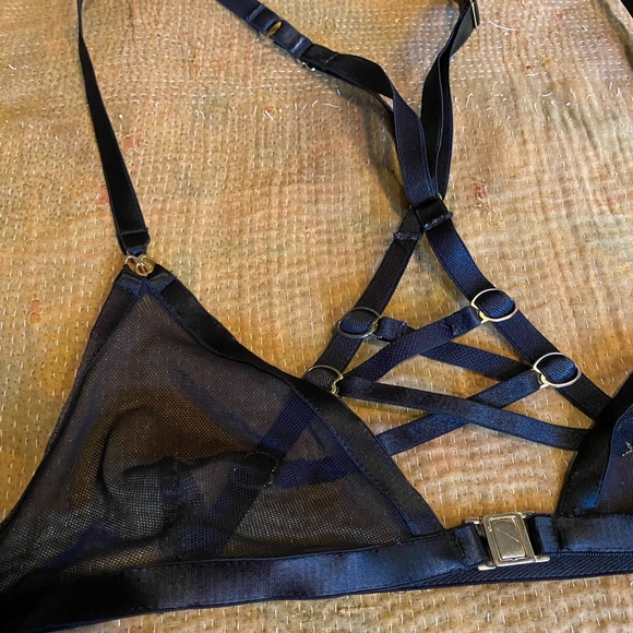 Coco De Mer Mesh Bralette - Picture 2 of 2
